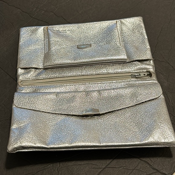 BUXTON   LEATHER  VINTAGE  CLUTCHES NEW  NEVER WORN - Picture 9 of 12
